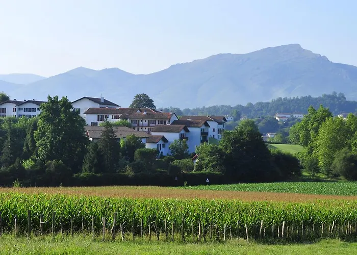 Kompleks wypoczynkowy Vvf Pays Basque La Rhune 3*