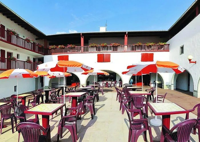 Kompleks wypoczynkowy Vvf Pays Basque La Rhune 3*